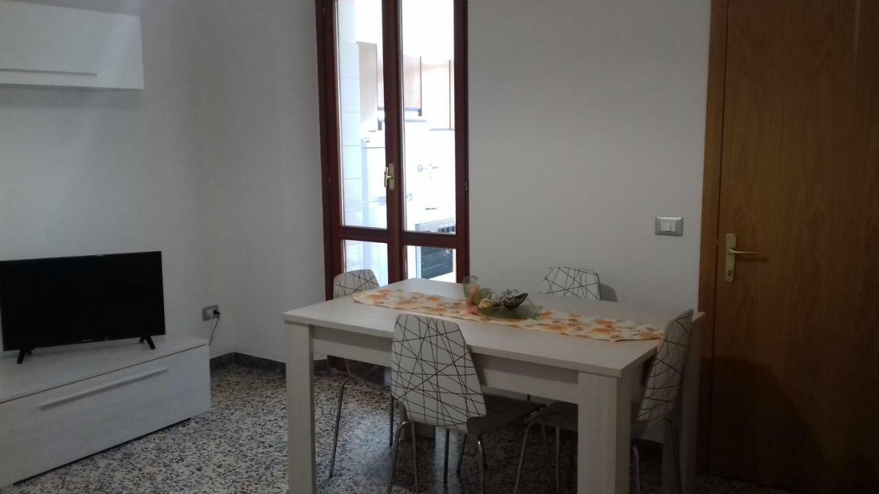 App Sul Lungomare Apartment Сан Бенедето дел Тронто Екстериор снимка
