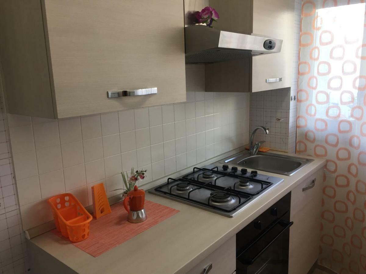 App Sul Lungomare Apartment Сан Бенедето дел Тронто Екстериор снимка