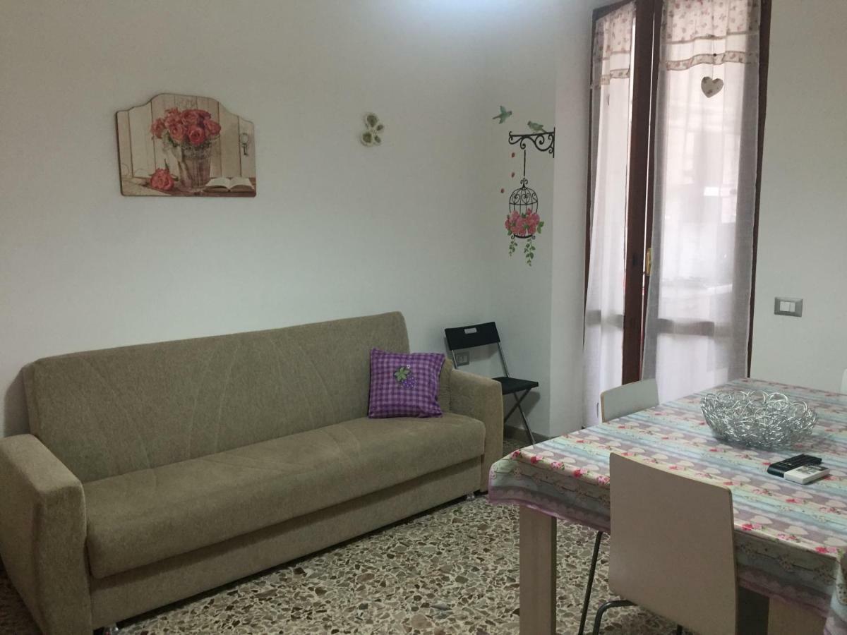 App Sul Lungomare Apartment Сан Бенедето дел Тронто Екстериор снимка